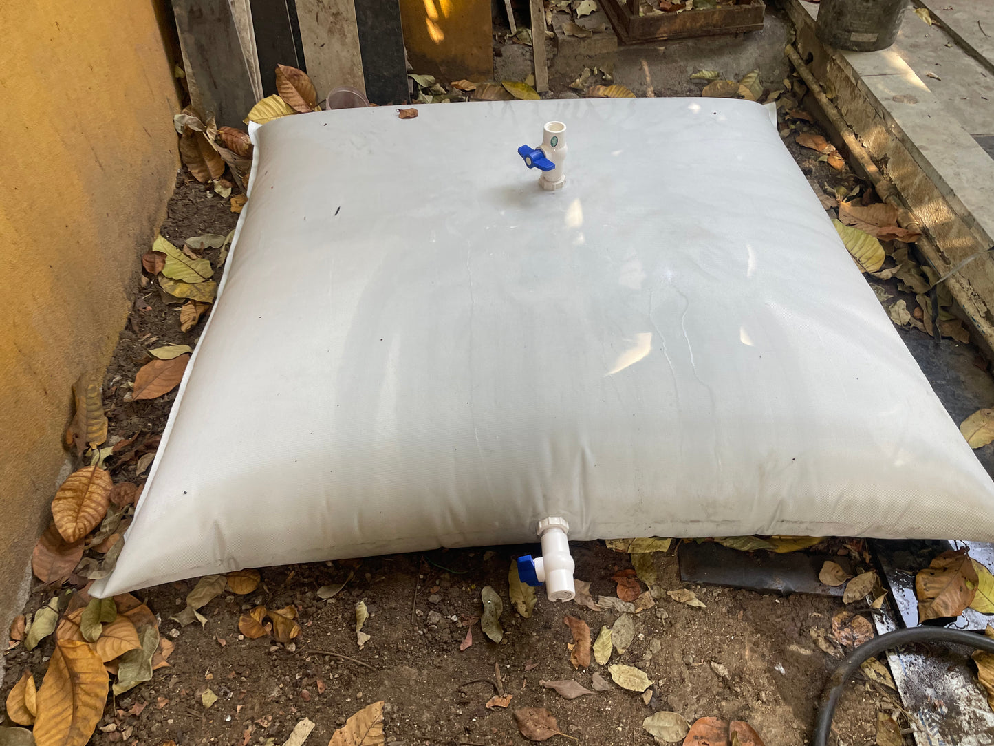Flexi Pillow Tank – Collapsible Water Storage Solution for Home, Agriculture & Industrial Use
